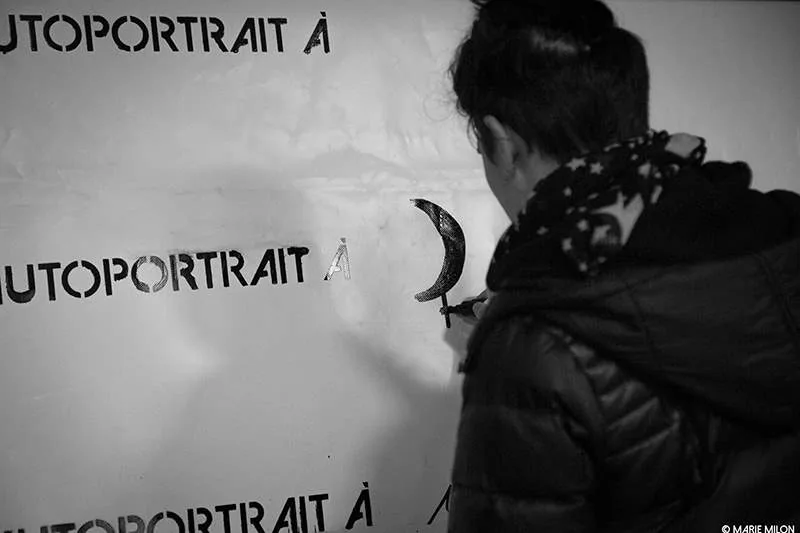Autoportrait à la lune noire